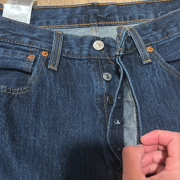 Men’s Levi 33x32 jeans - Picture 4 of 5